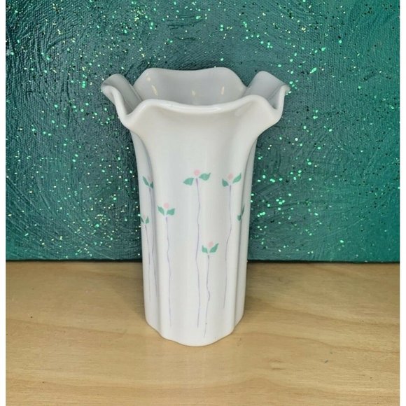 Delicate Miniature Porcelain Vase w/ Dainty Pink Flowers Maker's Mark IK ~ YaY! - Picture 1 of 12